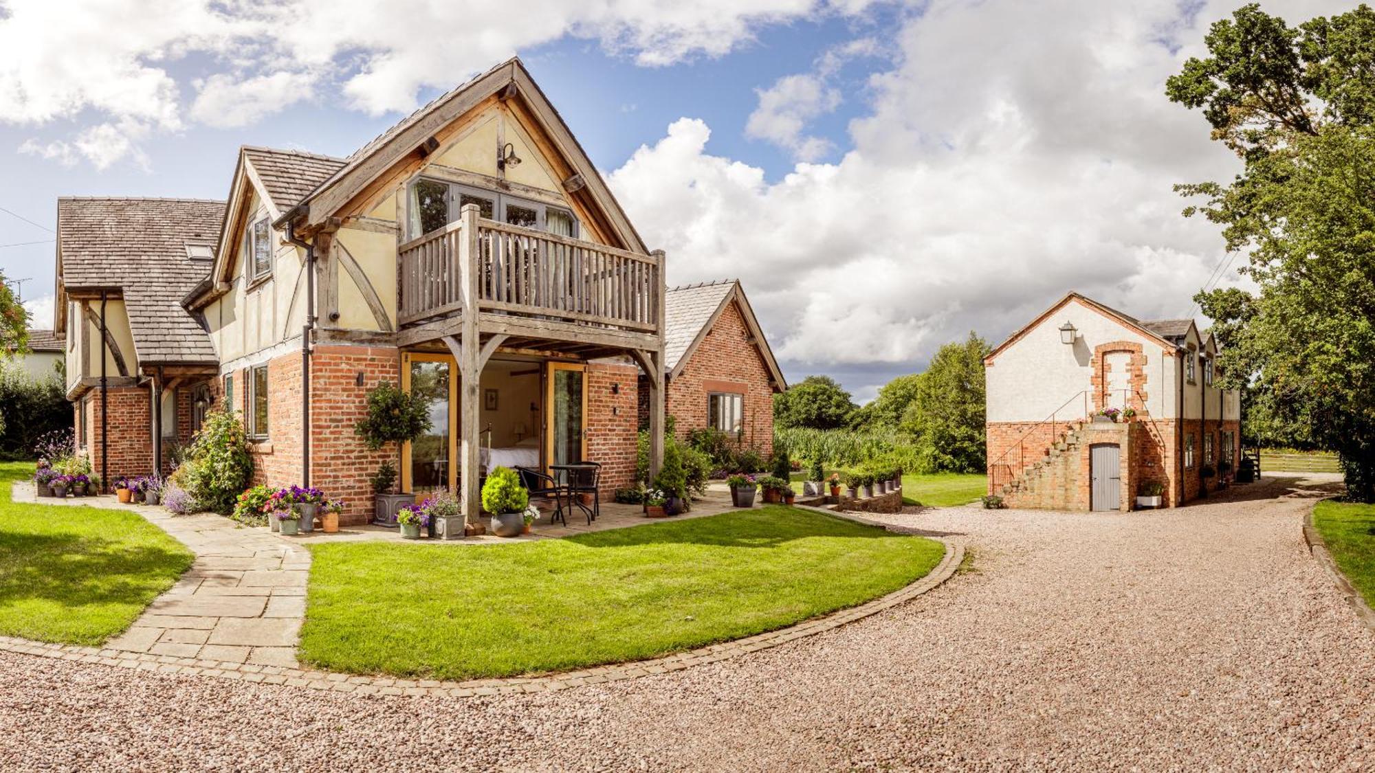 Oak Mead Villa Wrexham Buitenkant foto